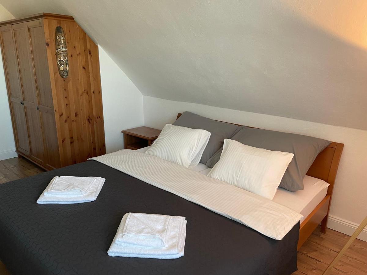 Apartman U Brezinu 즈노이모 외부 사진