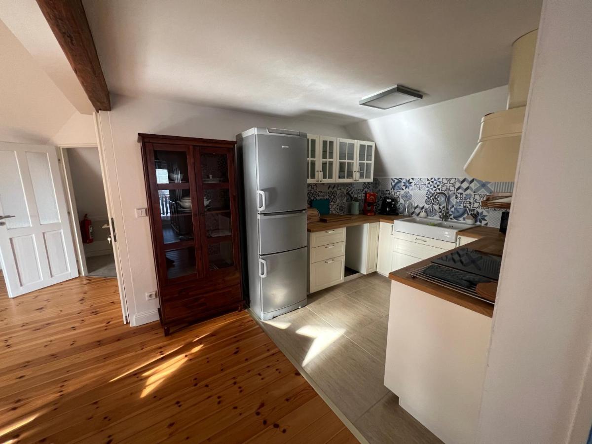 Apartman U Brezinu 즈노이모 외부 사진